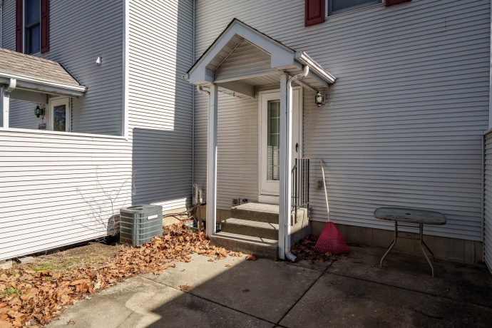 313 GENOA, CHERRY VALLEY, Illinois 61016, ,3 - 4 Units,For Sale,GENOA,202601526