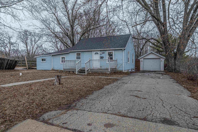 3911 Delaware, ROCKFORD, Illinois 61102, 3 Bedrooms Bedrooms, ,1 BathroomBathrooms,House,For Sale,Delaware,202601531