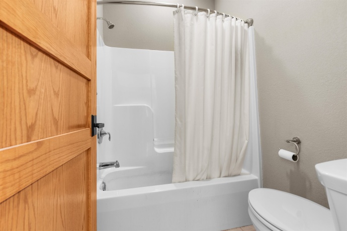 978 Weatherfield, BELVIDERE, Illinois 61008, 4 Bedrooms Bedrooms, ,3 BathroomsBathrooms,House,For Sale,Weatherfield,202601532