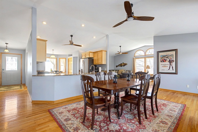 21-50 Marina, LAKE CARROLL, Illinois 61046, 5 Bedrooms Bedrooms, ,4 BathroomsBathrooms,House,For Sale,Marina,202601534