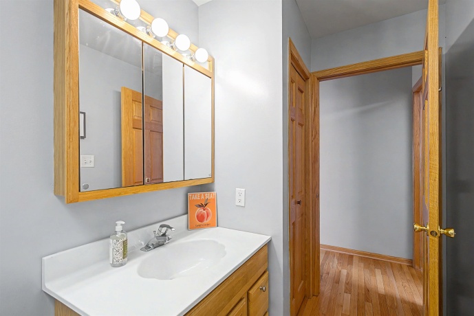 21-50 Marina, LAKE CARROLL, Illinois 61046, 5 Bedrooms Bedrooms, ,4 BathroomsBathrooms,House,For Sale,Marina,202601534