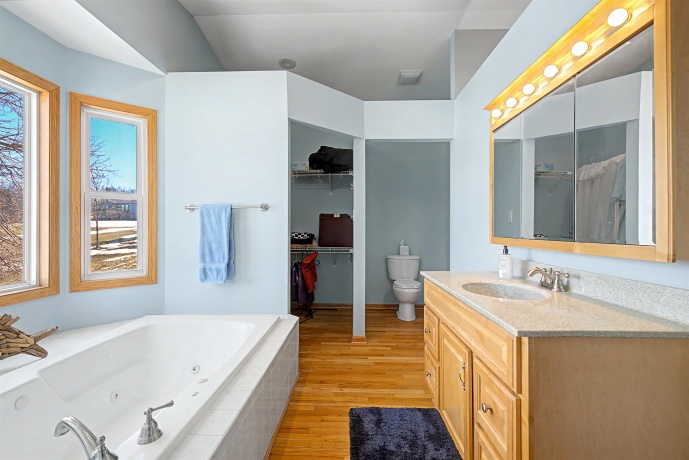 21-50 Marina, LAKE CARROLL, Illinois 61046, 5 Bedrooms Bedrooms, ,4 BathroomsBathrooms,House,For Sale,Marina,202601534