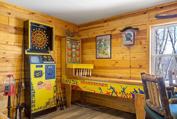 21-50 Marina, LAKE CARROLL, Illinois 61046, 5 Bedrooms Bedrooms, ,4 BathroomsBathrooms,House,For Sale,Marina,202601534