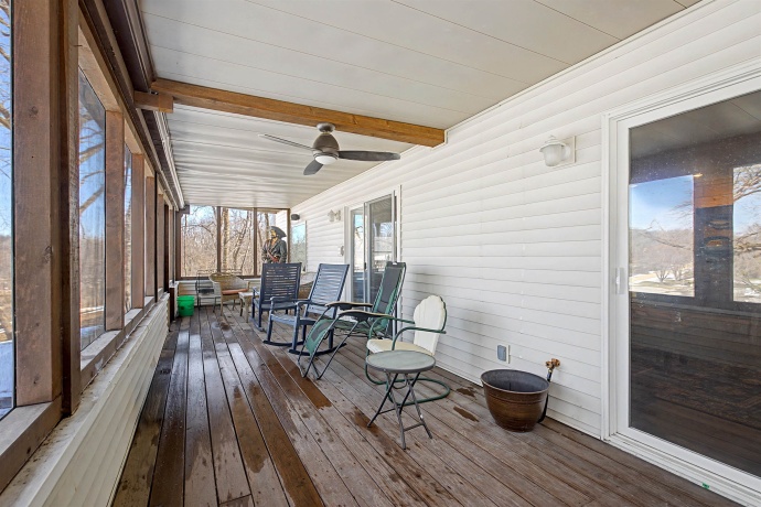 21-50 Marina, LAKE CARROLL, Illinois 61046, 5 Bedrooms Bedrooms, ,4 BathroomsBathrooms,House,For Sale,Marina,202601534