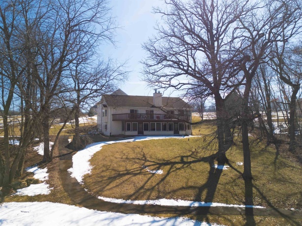 21-50 Marina, LAKE CARROLL, Illinois 61046, 5 Bedrooms Bedrooms, ,4 BathroomsBathrooms,House,For Sale,Marina,202601534