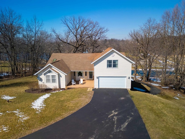 21-50 Marina, LAKE CARROLL, Illinois 61046, 5 Bedrooms Bedrooms, ,4 BathroomsBathrooms,House,For Sale,Marina,202601534