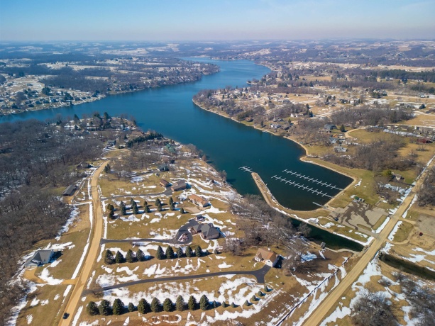 21-50 Marina, LAKE CARROLL, Illinois 61046, 5 Bedrooms Bedrooms, ,4 BathroomsBathrooms,House,For Sale,Marina,202601534