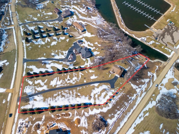 21-50 Marina, LAKE CARROLL, Illinois 61046, 5 Bedrooms Bedrooms, ,4 BathroomsBathrooms,House,For Sale,Marina,202601534