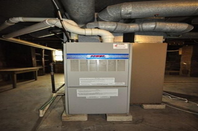 710 Short, Streator, Illinois 61364, 3 Bedrooms Bedrooms, ,1 BathroomBathrooms,House,For Sale,Short,202601538