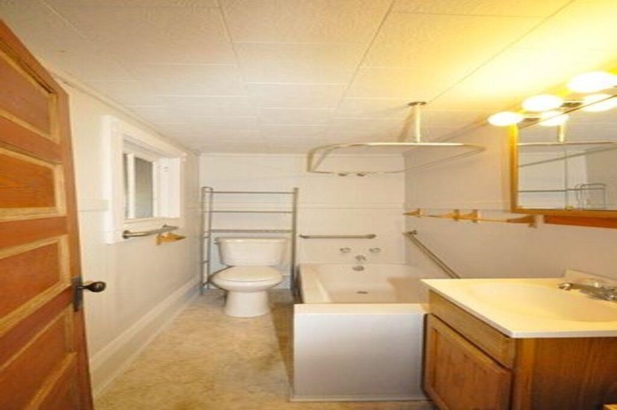 710 Short, Streator, Illinois 61364, 3 Bedrooms Bedrooms, ,1 BathroomBathrooms,House,For Sale,Short,202601538