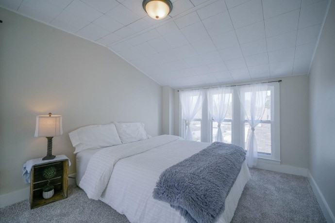 815 Pearl, BELVIDERE, Illinois 61008, 3 Bedrooms Bedrooms, ,2 BathroomsBathrooms,House,For Sale,Pearl,202601539