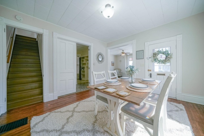 815 Pearl, BELVIDERE, Illinois 61008, 3 Bedrooms Bedrooms, ,2 BathroomsBathrooms,House,For Sale,Pearl,202601539