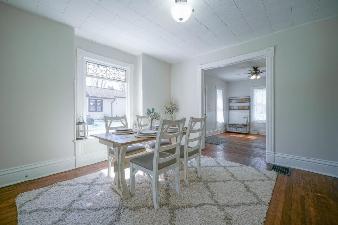 815 Pearl, BELVIDERE, Illinois 61008, 3 Bedrooms Bedrooms, ,2 BathroomsBathrooms,House,For Sale,Pearl,202601539