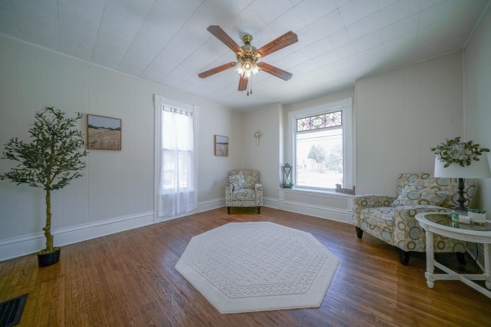 815 Pearl, BELVIDERE, Illinois 61008, 3 Bedrooms Bedrooms, ,2 BathroomsBathrooms,House,For Sale,Pearl,202601539