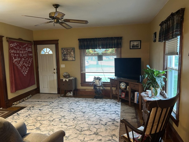 303 Freedom, LENA, Illinois 61048, 3 Bedrooms Bedrooms, ,2 BathroomsBathrooms,House,For Sale,Freedom,202601541