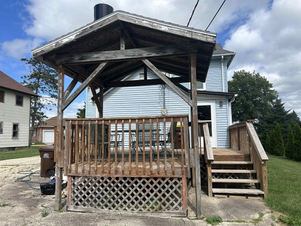 303 Freedom, LENA, Illinois 61048, 3 Bedrooms Bedrooms, ,2 BathroomsBathrooms,House,For Sale,Freedom,202601541