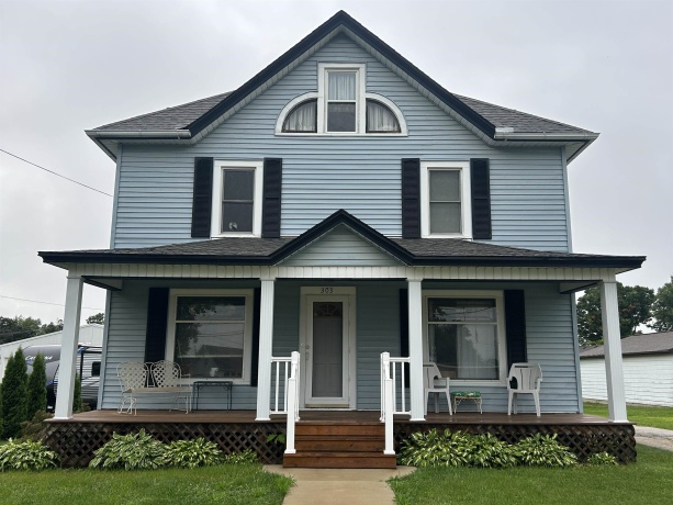 303 Freedom, LENA, Illinois 61048, 3 Bedrooms Bedrooms, ,2 BathroomsBathrooms,House,For Sale,Freedom,202601541