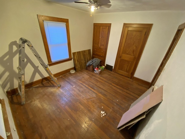 423 Auburn, ROCKFORD, Illinois 61103, 5 Bedrooms Bedrooms, ,3 BathroomsBathrooms,House,For Sale,Auburn,202601542