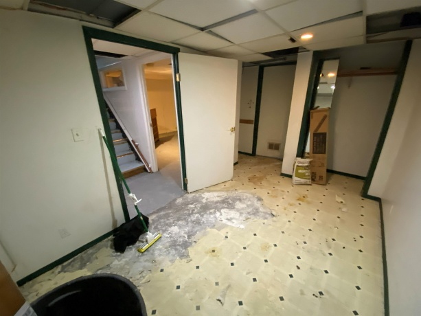 423 Auburn, ROCKFORD, Illinois 61103, 5 Bedrooms Bedrooms, ,3 BathroomsBathrooms,House,For Sale,Auburn,202601542