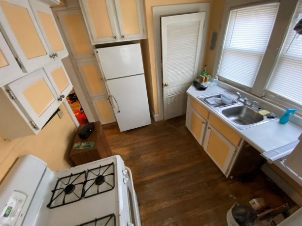 423 Auburn, ROCKFORD, Illinois 61103, 5 Bedrooms Bedrooms, ,3 BathroomsBathrooms,House,For Sale,Auburn,202601542