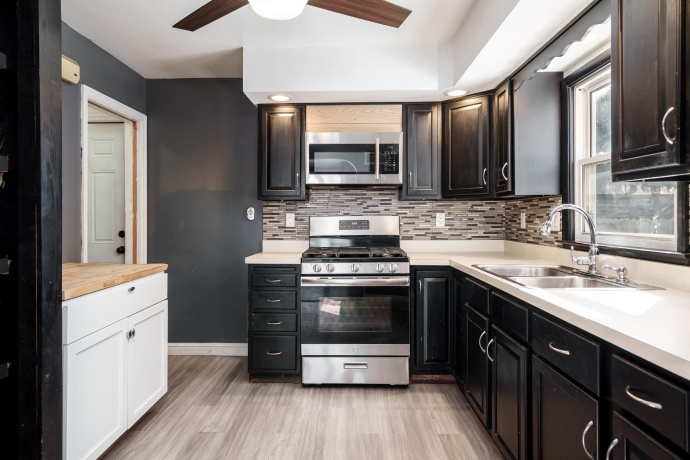 3000 Hanson, ROCKFORD, Illinois 61109, 4 Bedrooms Bedrooms, ,1 BathroomBathrooms,House,For Sale,Hanson,202601543