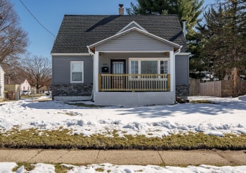 3000 Hanson, ROCKFORD, Illinois 61109, 4 Bedrooms Bedrooms, ,1 BathroomBathrooms,House,For Sale,Hanson,202601543