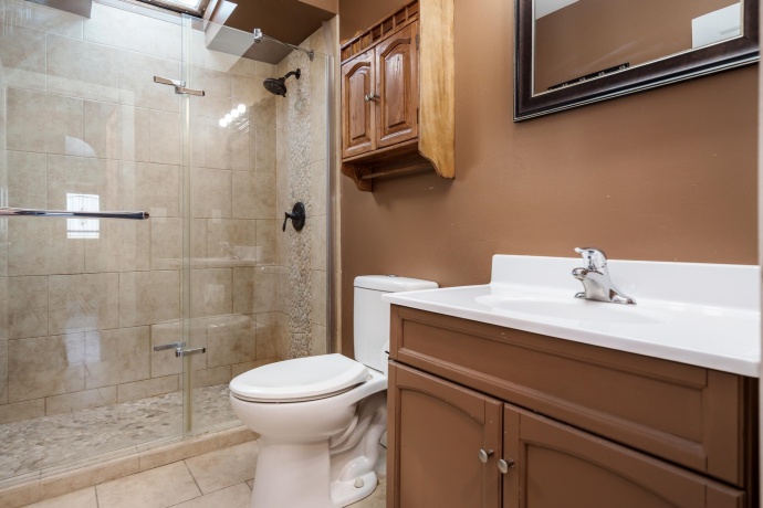 3000 Hanson, ROCKFORD, Illinois 61109, 4 Bedrooms Bedrooms, ,1 BathroomBathrooms,House,For Sale,Hanson,202601543