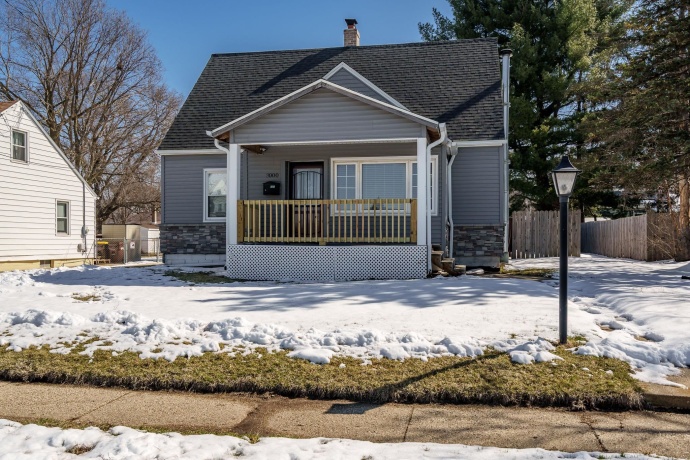 3000 Hanson, ROCKFORD, Illinois 61109, 4 Bedrooms Bedrooms, ,1 BathroomBathrooms,House,For Sale,Hanson,202601543