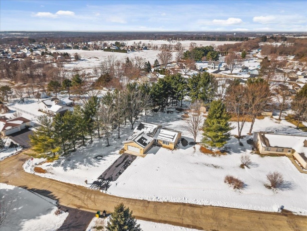 6346 Smoke Tree Circle, ROSCOE, Illinois 61073, 4 Bedrooms Bedrooms, ,3 BathroomsBathrooms,House,For Sale,Smoke Tree Circle,202601544