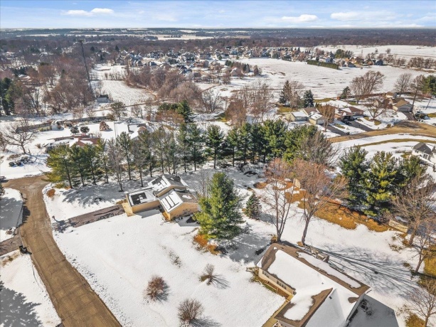 6346 Smoke Tree Circle, ROSCOE, Illinois 61073, 4 Bedrooms Bedrooms, ,3 BathroomsBathrooms,House,For Sale,Smoke Tree Circle,202601544