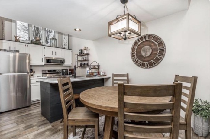 7 Creekwood, GALENA, Illinois 61036, 2 Bedrooms Bedrooms, ,2 BathroomsBathrooms,Condominium,For Sale,Creekwood,202601545