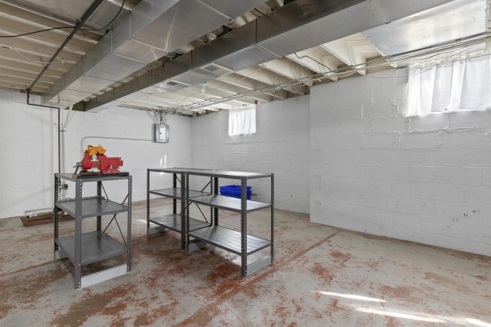 412 Welty, ROCKFORD, Illinois 61107, 2 Bedrooms Bedrooms, ,1 BathroomBathrooms,House,For Sale,Welty,202601546