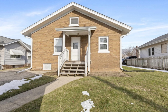 412 Welty, ROCKFORD, Illinois 61107, 2 Bedrooms Bedrooms, ,1 BathroomBathrooms,House,For Sale,Welty,202601546
