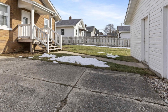 412 Welty, ROCKFORD, Illinois 61107, 2 Bedrooms Bedrooms, ,1 BathroomBathrooms,House,For Sale,Welty,202601546