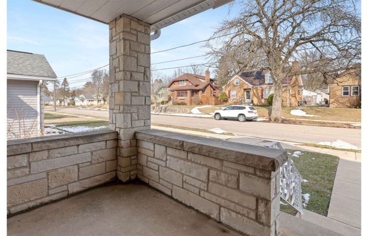 412 Welty, ROCKFORD, Illinois 61107, 2 Bedrooms Bedrooms, ,1 BathroomBathrooms,House,For Sale,Welty,202601546