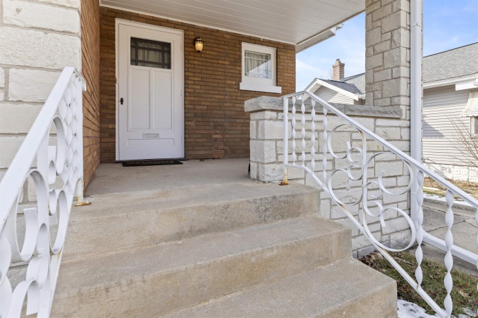 412 Welty, ROCKFORD, Illinois 61107, 2 Bedrooms Bedrooms, ,1 BathroomBathrooms,House,For Sale,Welty,202601546