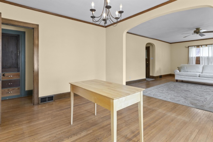 412 Welty, ROCKFORD, Illinois 61107, 2 Bedrooms Bedrooms, ,1 BathroomBathrooms,House,For Sale,Welty,202601546