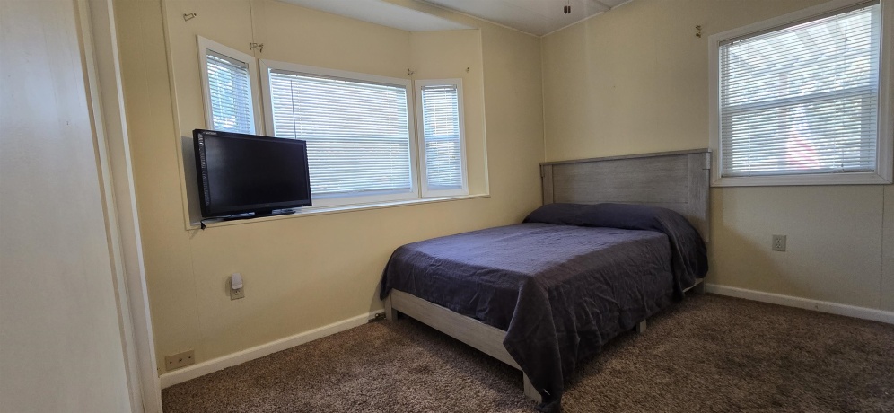 601 Lindenwood, BELVIDERE, Illinois 61008, 2 Bedrooms Bedrooms, ,2 BathroomsBathrooms,House,For Sale,Lindenwood,202601547