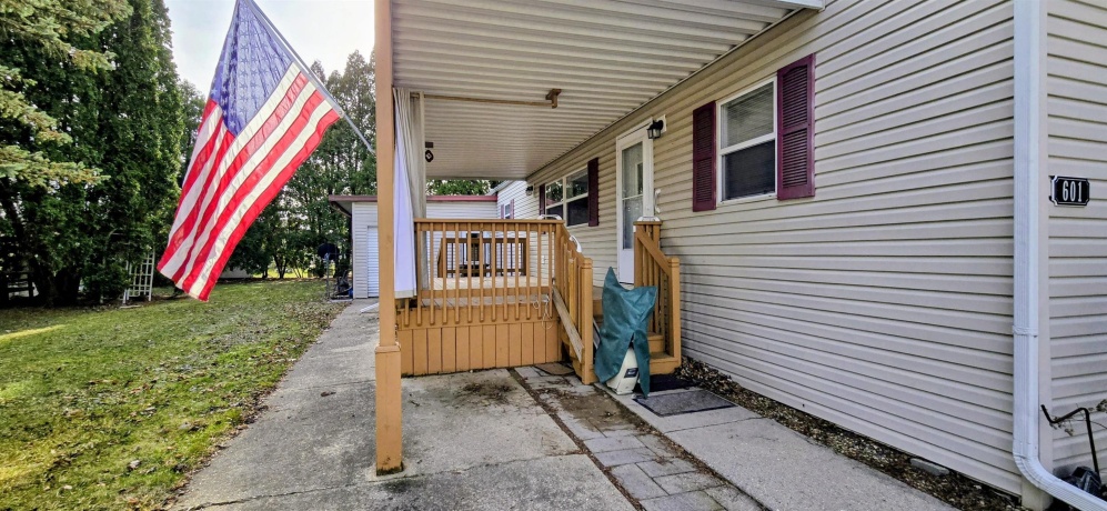 601 Lindenwood, BELVIDERE, Illinois 61008, 2 Bedrooms Bedrooms, ,2 BathroomsBathrooms,House,For Sale,Lindenwood,202601547