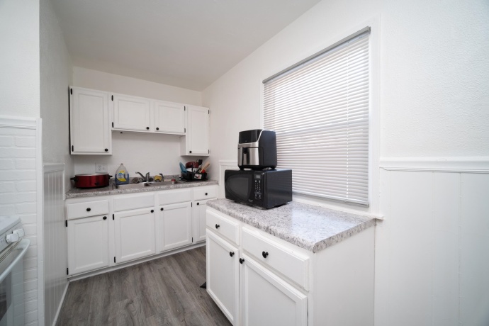 4431 Nina Terrace, ROCKFORD, Illinois 61101, 3 Bedrooms Bedrooms, ,1 BathroomBathrooms,House,For Sale,Nina Terrace,202601548