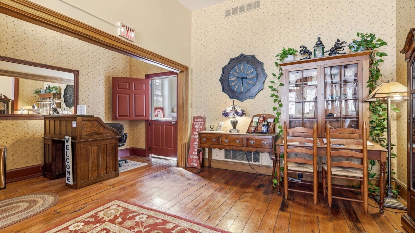 334 Spring, GALENA, Illinois 61036, 10 Bedrooms Bedrooms, ,10 BathroomsBathrooms,House,For Sale,Spring,202601549