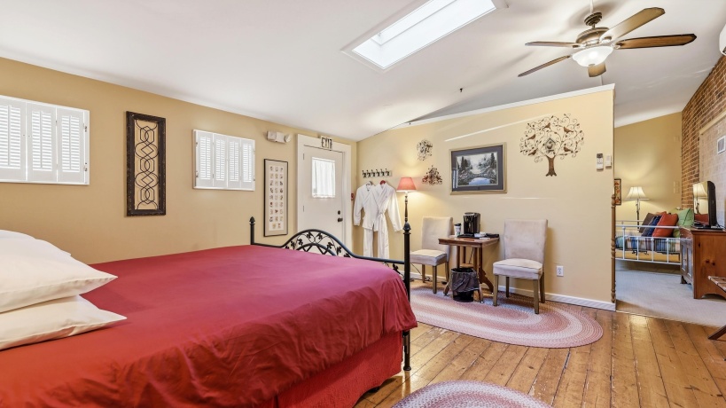 334 Spring, GALENA, Illinois 61036, 10 Bedrooms Bedrooms, ,10 BathroomsBathrooms,House,For Sale,Spring,202601549