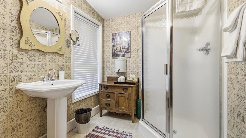 334 Spring, GALENA, Illinois 61036, 10 Bedrooms Bedrooms, ,10 BathroomsBathrooms,House,For Sale,Spring,202601549