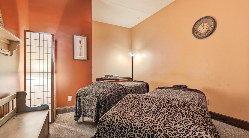 334 Spring, GALENA, Illinois 61036, 10 Bedrooms Bedrooms, ,10 BathroomsBathrooms,House,For Sale,Spring,202601549