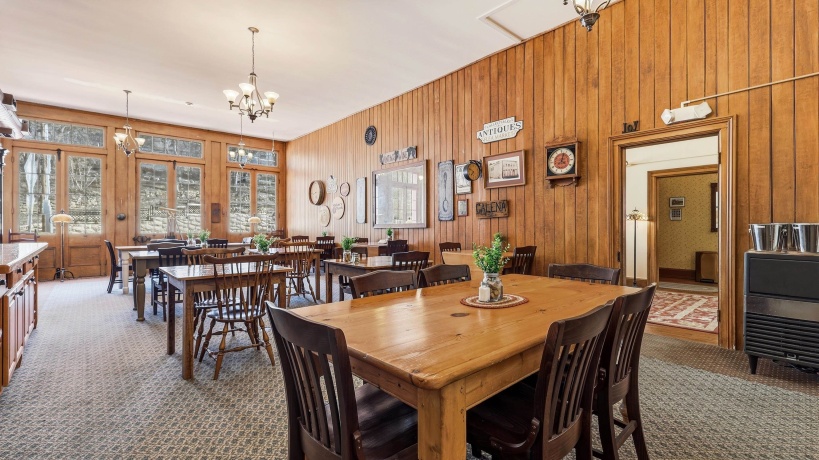 334 Spring, GALENA, Illinois 61036, 10 Bedrooms Bedrooms, ,10 BathroomsBathrooms,House,For Sale,Spring,202601549