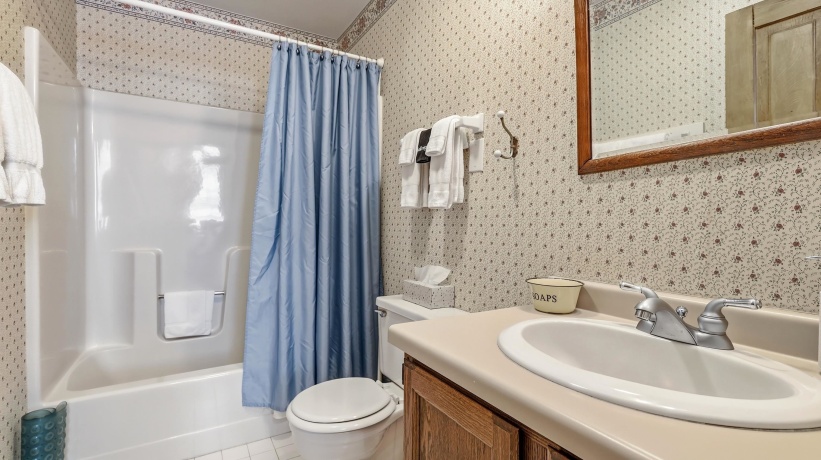 334 Spring, GALENA, Illinois 61036, 10 Bedrooms Bedrooms, ,10 BathroomsBathrooms,House,For Sale,Spring,202601549