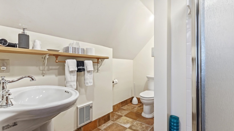 334 Spring, GALENA, Illinois 61036, 10 Bedrooms Bedrooms, ,10 BathroomsBathrooms,House,For Sale,Spring,202601549