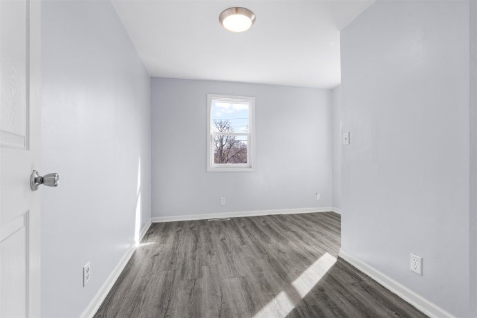 1425 Green, ROCKFORD, Illinois 61102, 3 Bedrooms Bedrooms, ,1 BathroomBathrooms,House,For Sale,Green,202601551