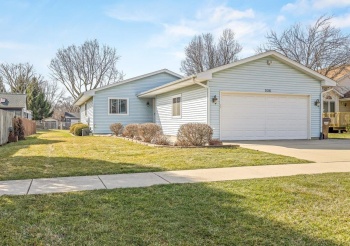 536 Carpenter, BELVIDERE, Illinois 61008, 3 Bedrooms Bedrooms, ,2 BathroomsBathrooms,House,For Sale,Carpenter,202601552