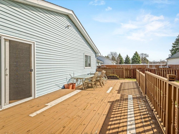 536 Carpenter, BELVIDERE, Illinois 61008, 3 Bedrooms Bedrooms, ,2 BathroomsBathrooms,House,For Sale,Carpenter,202601552